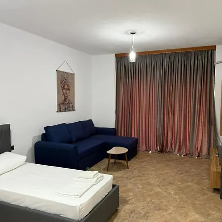 Monix * Sarandë